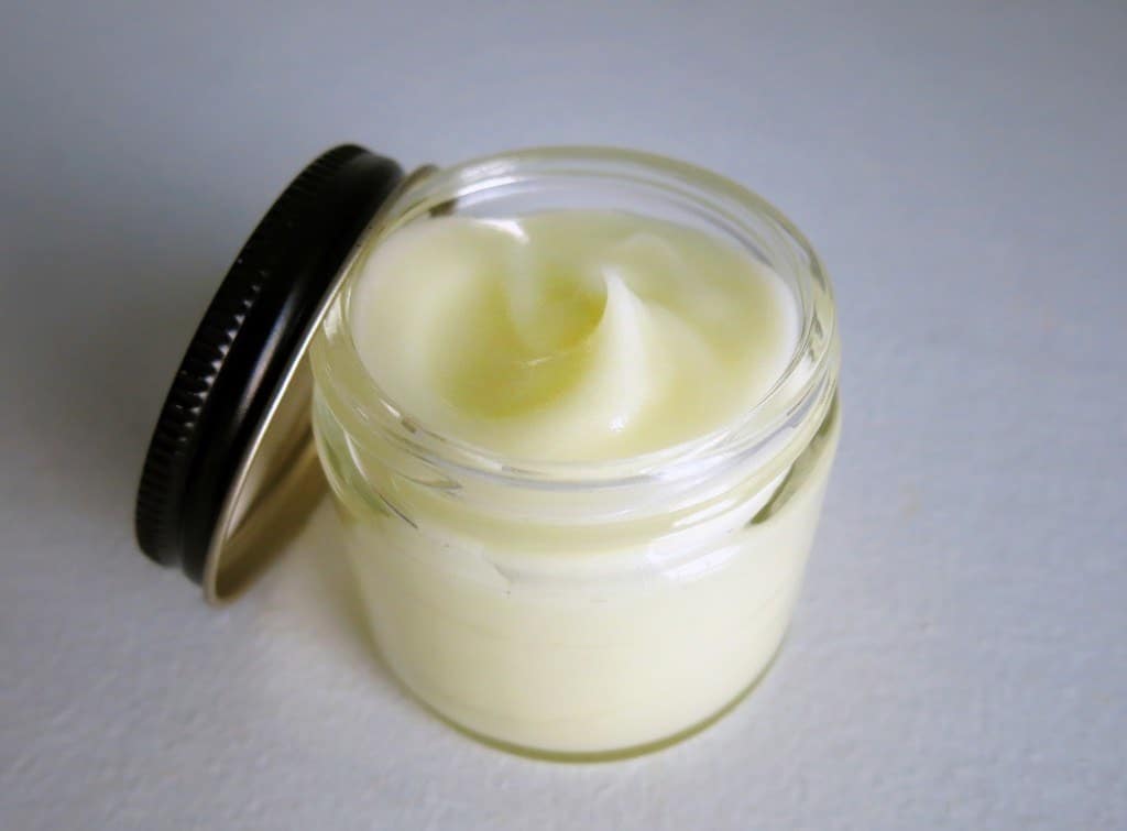 The Benefits of Organic Lotion: How to Make Natural, Homemade Lotions 