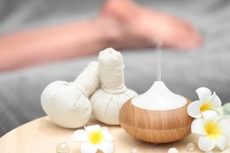 Essential Oil Vaporizers vs Diffusers Which Should I Choose?